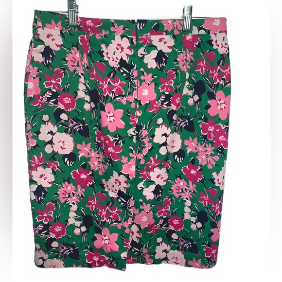 J. Crew Factory Dresses & Skirts - J.Crew Factory Floral Pencil Skirt Size 8